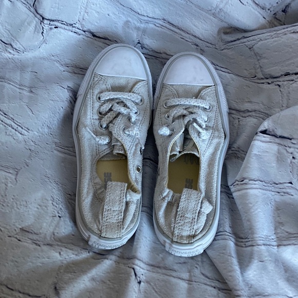 Converse Shoes - Converse size 6